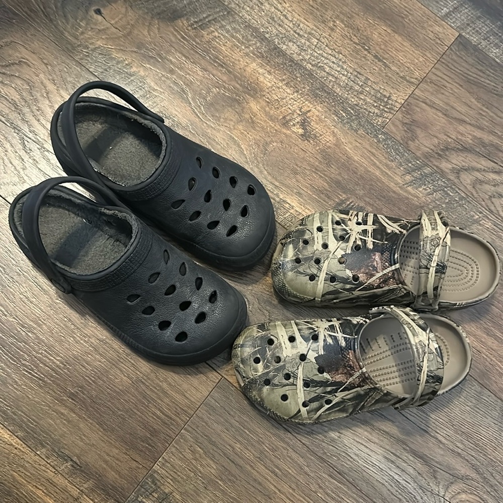 Crocs Green Nature Camouflage Slip On Crocs size 2